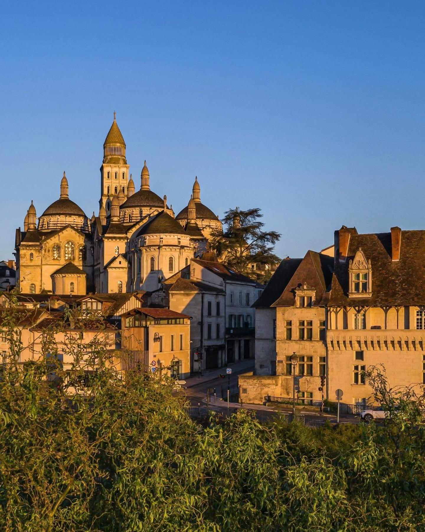 Logis 8 St Front Gite Urbain Périgueux Δωμάτιο φωτογραφία